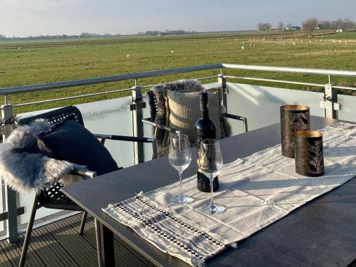 Westerdeichstrich Apartment | Experience Comfort at Salzwiesenblick - Rated 9/10