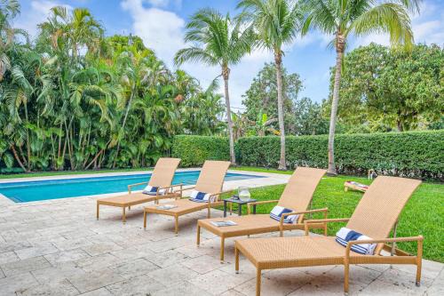 Miami Shores House | Discover Samadhi: Pet-Friendly Retreat Near Ultra Events