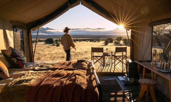 Blue Crane Route Cabin | Experience the Samara Karoo Reserve: 5-Star Luxury Awaits