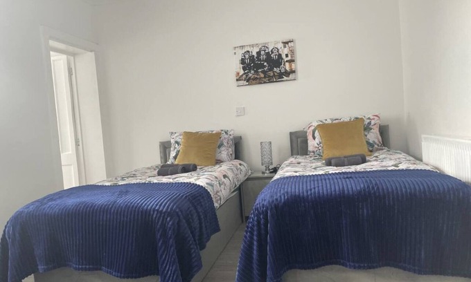 Gillingham House | Cozy Samarlon Home in Saxton - Ideal for Families