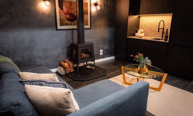 Cheshunt House | Experience Sambar Hills: Family-Friendly with Fine Dining