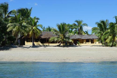 Ambaro Bed & Breakfast | Charming Sambatra Bed and Breakfast with Private Beach Access