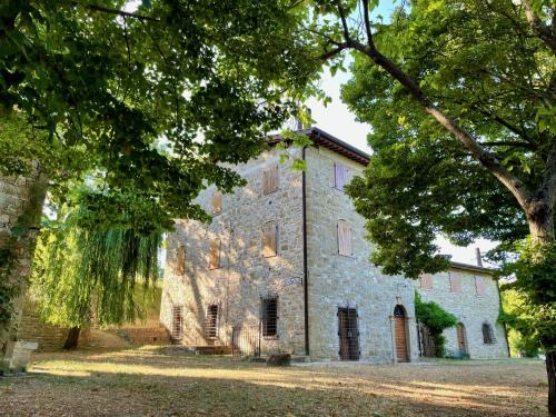 Valfabbrica Apartment | Pet-Friendly Getaway at Sambuco di Sopra - 10/10 Rated