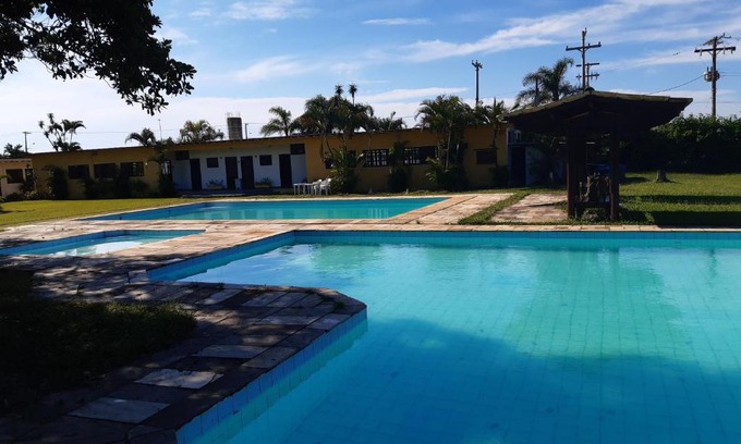 Ilha Comprida Hotel | Pet-Friendly Samburá Chalés with Ocean View & Pool