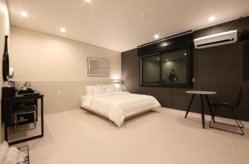 Sacheon Hotel | Family-Friendly Escape at Samcheonpo Ocean Motel