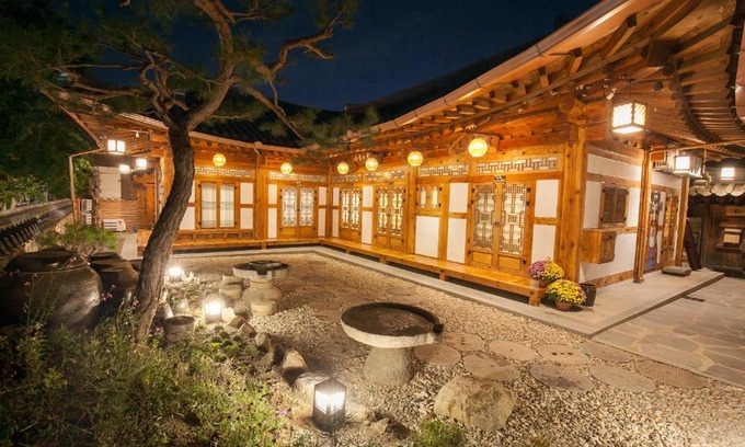Jeonju House | Experience Samlockhon Hanokstay: Top-Rated Family Retreat