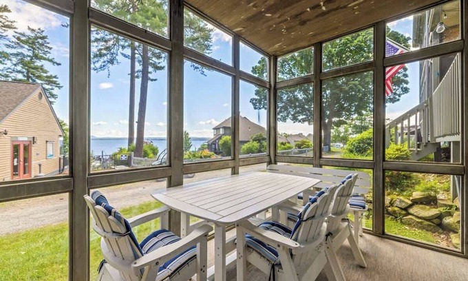 Gilford Condo | Samoset Lakeview Gem - Vibrant Condo Escape!