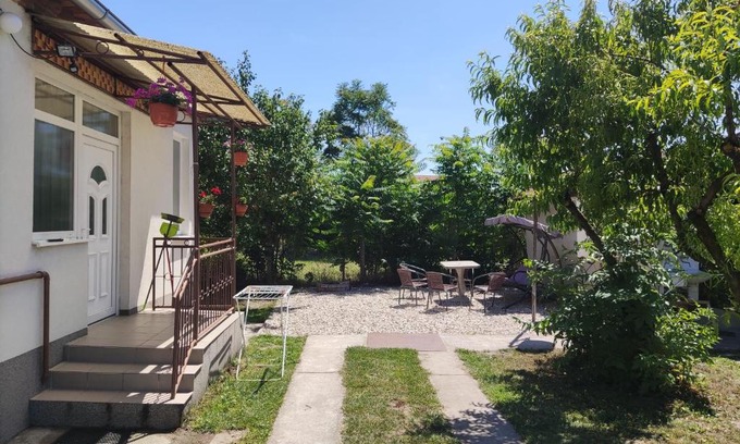Velky Meder House | Family Home with Kitchen & Pet-Friendly Amenities