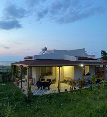 Samothrace House | Idyllic Samothraki Retreat: Ocean Views & Mountain Serenity