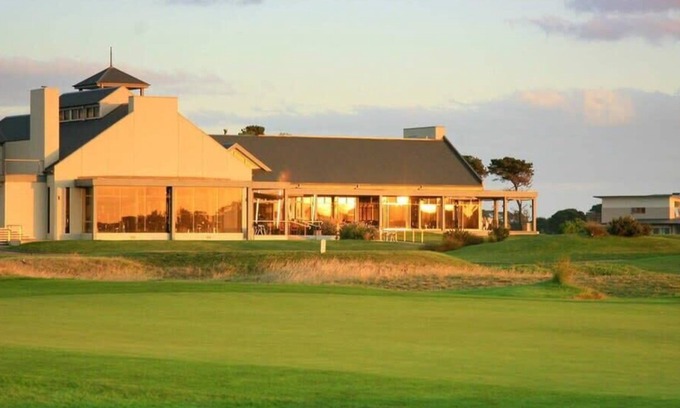 Connewarre House | Serene Stay at Samphire Sanctuary with Oceanfront Views