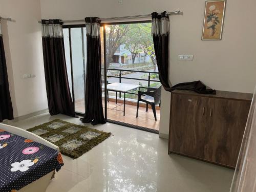 Hingana Villa | Relax at Samruddhi S1 Homestay with Oceanfront Views