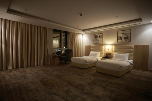 Al Murabba Hotel | Discover Samt Inn Hotel: Family-Friendly 4-Star Retreat