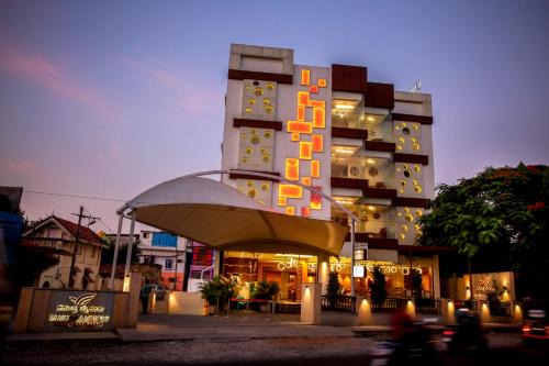 Mysore Hotel | Relax at Samudra Mysore: Family-Friendly with Spa Amenities