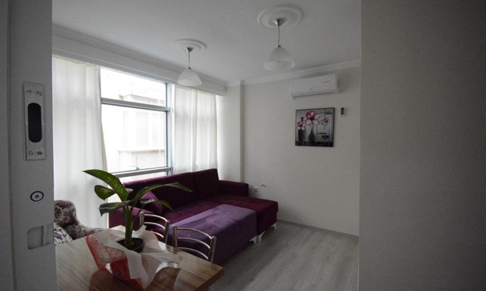 Kusadasi Apartment | Welcoming Samyeli Rezidans: Family-Friendly Retreat