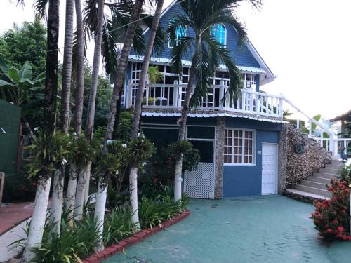 Punta Sur Hotel | Top-Rated San Andres Ultd Inn with Family-Friendly Amenities