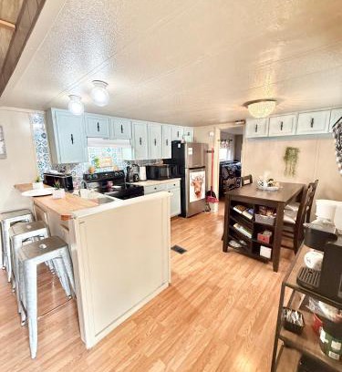 Bandera House | Family-Friendly San Angelo Haven - Steps from D'Town Bandera