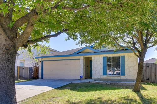 Southside House | Family-Friendly San Antonio Retreat with Yard Near Lackland