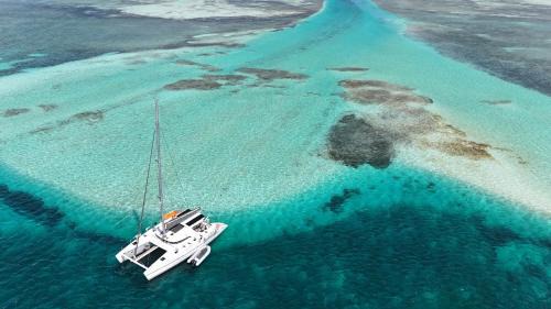 Carti Tupile Boat Rental | Ocean View Retreat at San Blas Catamaran for Families