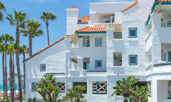 San Clemente Condo | Ocean View Retreat: San Clemente Cove with Spa & Hot Tub