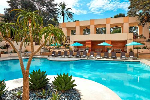 Mission Valley East Hotel | Discover Oceanfront Comfort at San Diego Marriott Mission Valley