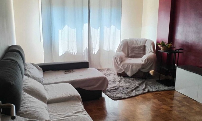 Huarte Condo | San Fermin apartment for rent