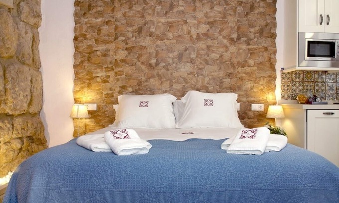 San Francisco-Ribera Apartment | Explore San Fernando 76 Loft Azahar with Spa & Breakfast