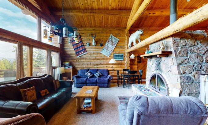 Pagosa Springs House | Pet-Friendly Retreat at San Juan Overlook: Family Friendly Stay