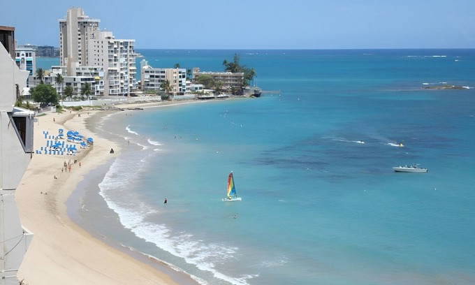 Miramar Hotel | San Juan Retreat | 1 Unit | Near Ponce de Leon Ave