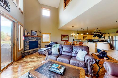 South Fork House | Family-Friendly Getaway at San Juan Siesta Hotel
