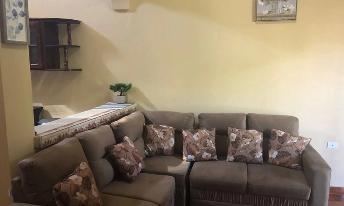 San Lorenzo House | Cozy San Lorenzo Suites: Perfect for Families and Pets