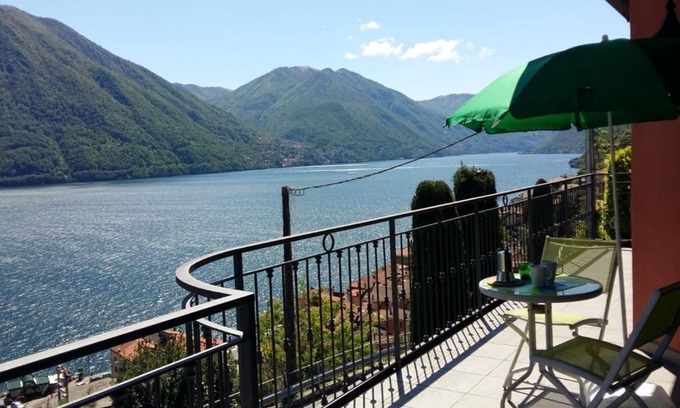 Argegno Apartment | Idyllic San Sisinio Apartment Argegno with Lake View