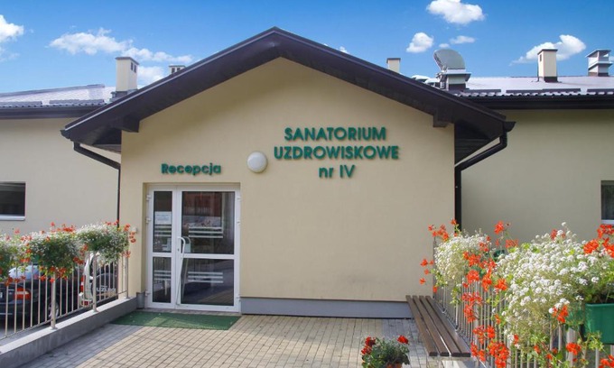 Iwonicz-Zdroj Resort | Relaxing Retreat at Sanatorium Uzdrowiskowe nr IV