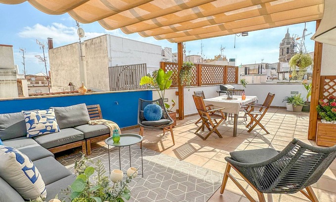 Sitges Town Center Apartment | Stunning Sanctuary Penthouse in Sitges - Guest Rated 10/10