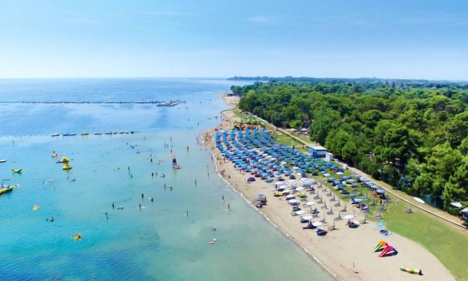 Grado House | Experience Oceanfront Bliss at Sand by Interhome