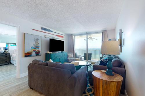 Indian Shores Hotel | Oceanfront Comfort at Sand Castle I 702 with Pool Access