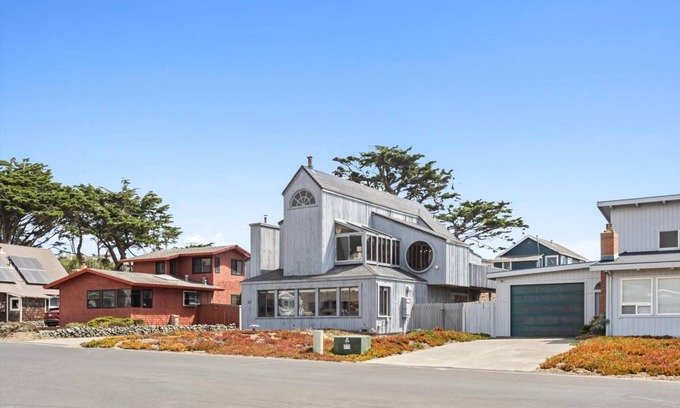 Dillon Beach House | Spacious Sand Castle in Dillon Beach - Perfect for Families