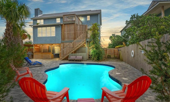 Gulf Lagoon Beach House | Sand Castle: Pool, Game Rooms & Steps to the Beach