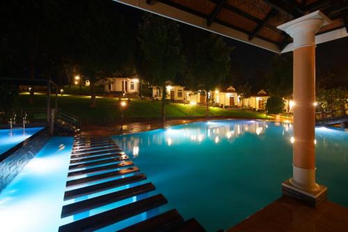 Gudalur Resort | Relax at Sandalo Castle Resorts with Oceanfront Amenities