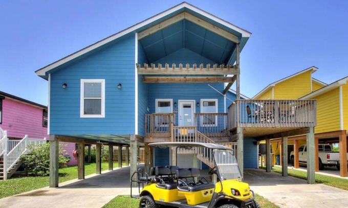 Shibui Sands House | Sandbar Retreat: Private Pool & Golf Cart with Ocean Views