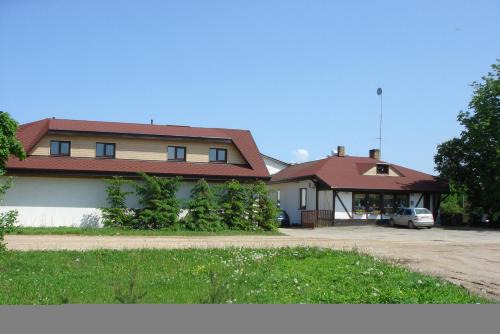 Jaunpils Hotel | Pet-Friendly Sanders Motel: Rated 9/10 with Hot Tub & Breakfast