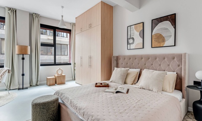 Piraeus Apartment | Trendy Studio at Sanders Port: Ideal for Families & More