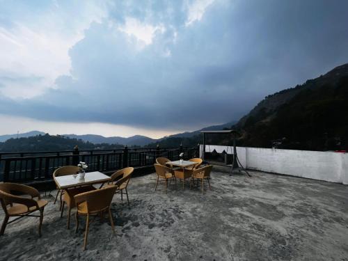 Rusera Hotel | Sandesh Farm