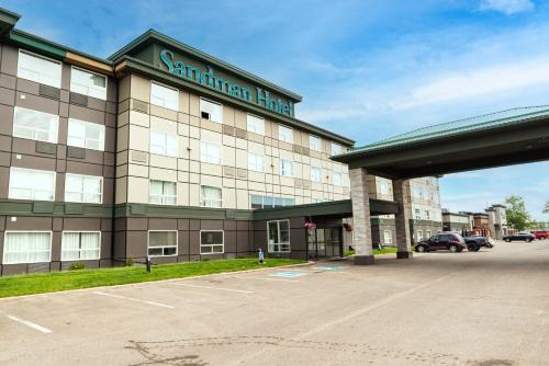 Red Deer Hotel | Discover Sandman Hotel Red Deer: Pet-Friendly Comfort & Fun