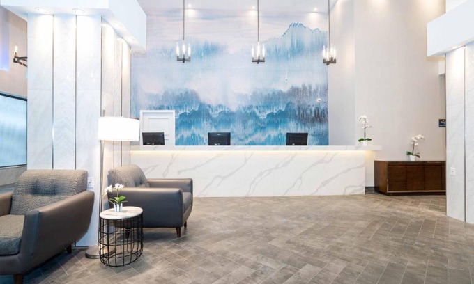 Downtown Calgary Hotel | Delightful Stay at Sandman Signature Calgary Downtown Hotel