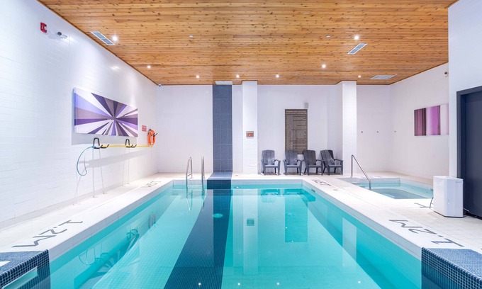 Southeast Edmonton Hotel | Welcoming Sandman Signature Edmonton South Hotel Awaits