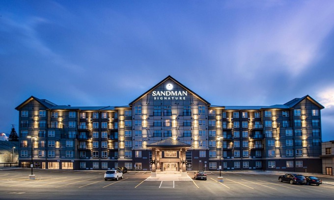 Terra Nova Hotel | Relax at Sandman Signature St. John's Hotel with Pool & Spa
