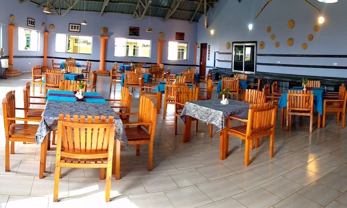 Bariadi Hotel | Discover the Sandmark Hotel Serengeti: Family-Friendly Escape