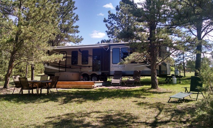 Hot Springs House | Guest Rated: Sandpiper RV @EvansCliff with Hot Tub & BBQ