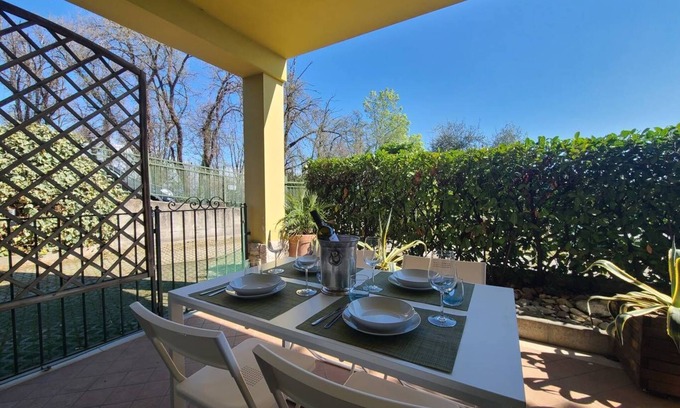 Lonato del Garda Apartment | Inviting Sandra Apartment: Pool, Kitchen & Breakfast Included