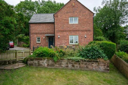 Burwardsley House | Sandstone 34